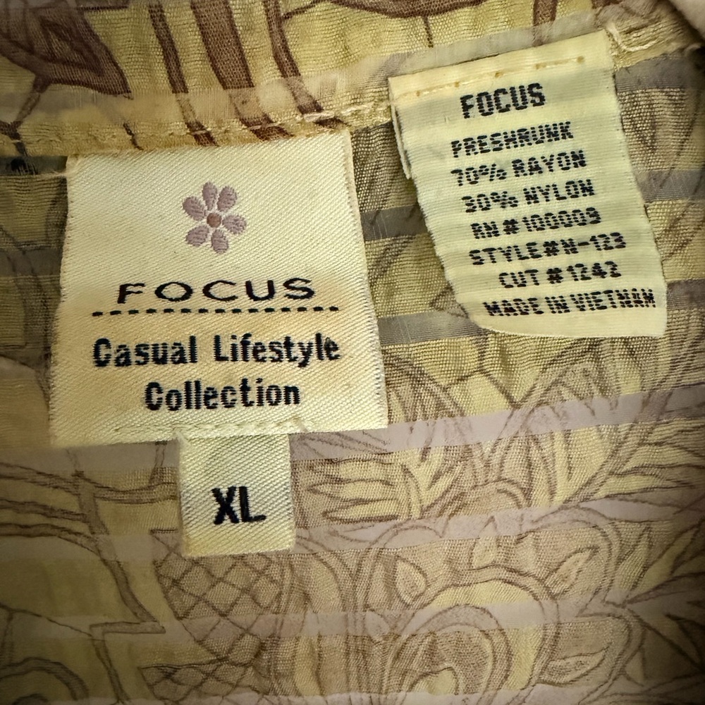 FOCUS Sheer Crinkle Long-Sleeve Sage Green Print Button Overblouse Jacket Sz XL - Picture 2 of 6